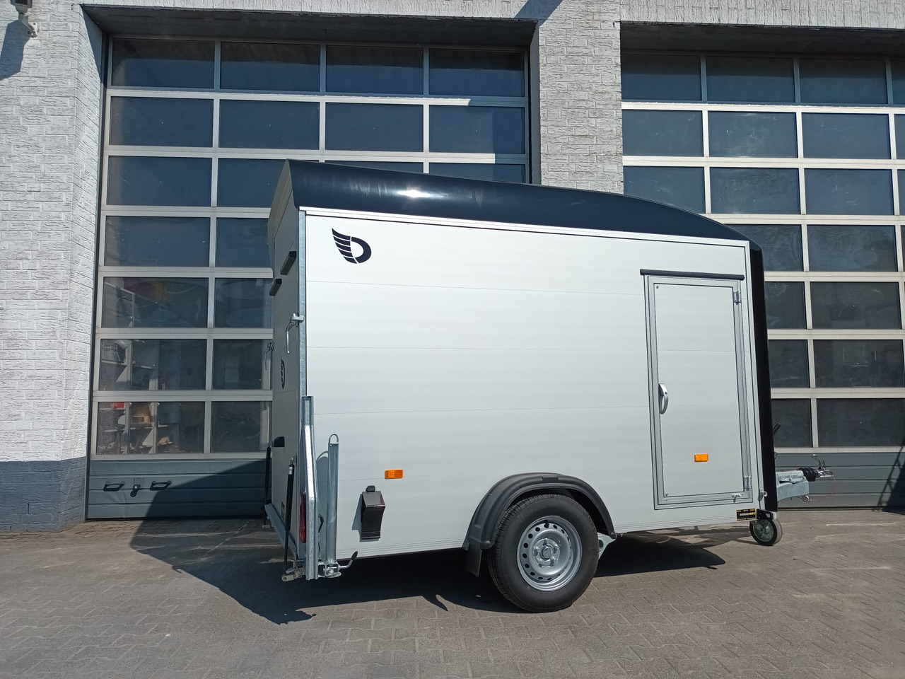 Cargo Roadster 300 300x150x184cm Alu Poly black Seitentür Pullman 100km/H 1300kg - 자동차 트레일러 : 사진 2 Cargo Roadster 300 300x150x184cm Alu Poly black Seitentür Pullman 100km/H 1300kg - 자동차 트레일러 : 사진 2