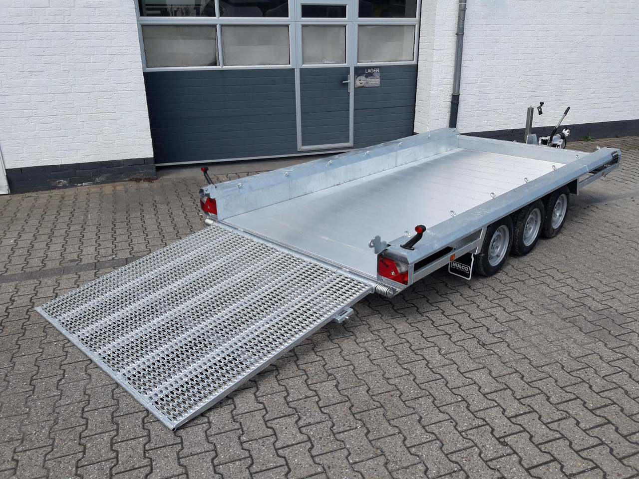 HULCO TERRAX Aluboden 394x180x27cm Heckrampe 150cm Tridem (XL) 3500kg - 플랜트 트레일러 : 사진 1 HULCO TERRAX Aluboden 394x180x27cm Heckrampe 150cm Tridem (XL) 3500kg - 플랜트 트레일러 : 사진 1