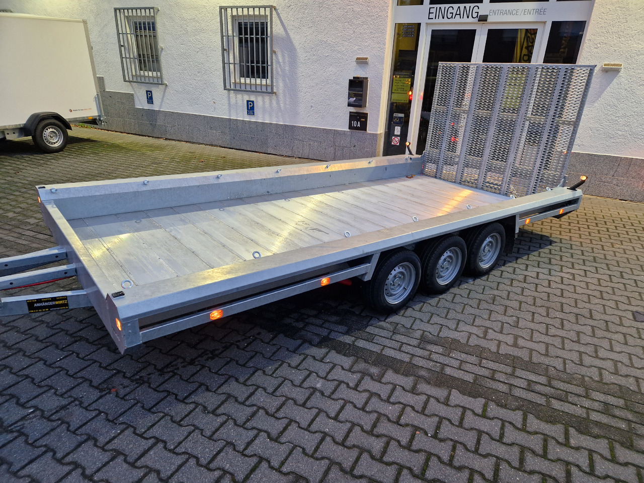 HULCO TERRAX Aluboden 469x195x27cm Heckrampe 150cm Tridem 3500kg (XXL) - 플랜트 트레일러 : 사진 3 HULCO TERRAX Aluboden 469x195x27cm Heckrampe 150cm Tridem 3500kg (XXL) - 플랜트 트레일러 : 사진 3