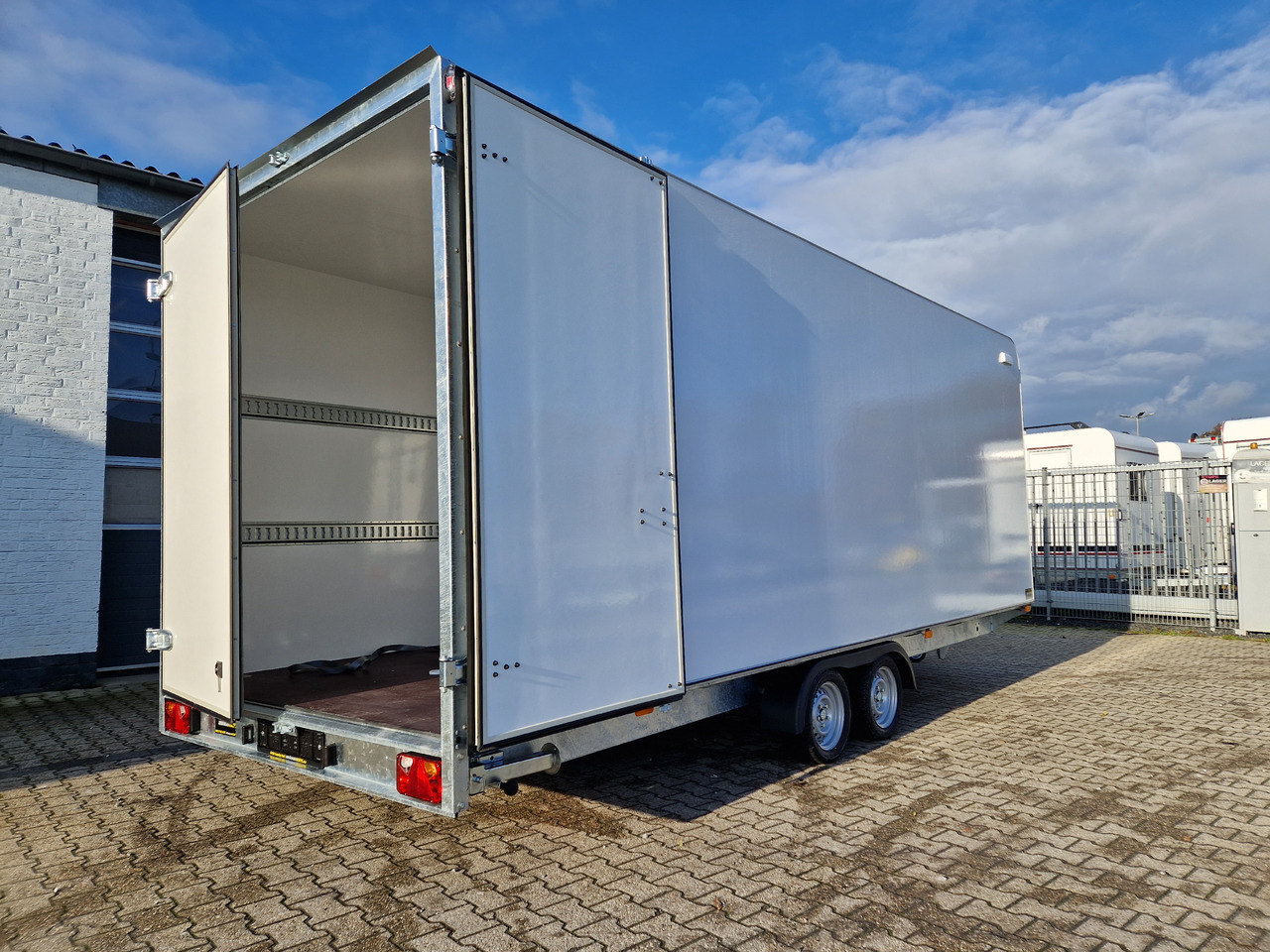 밀폐형 박스 트레일러 Hochlader Koffer TFSP 600T.00 600x220x220cm aero Zurrsystem IL (XXXL+) 100km/H 3500kg : 사진 9