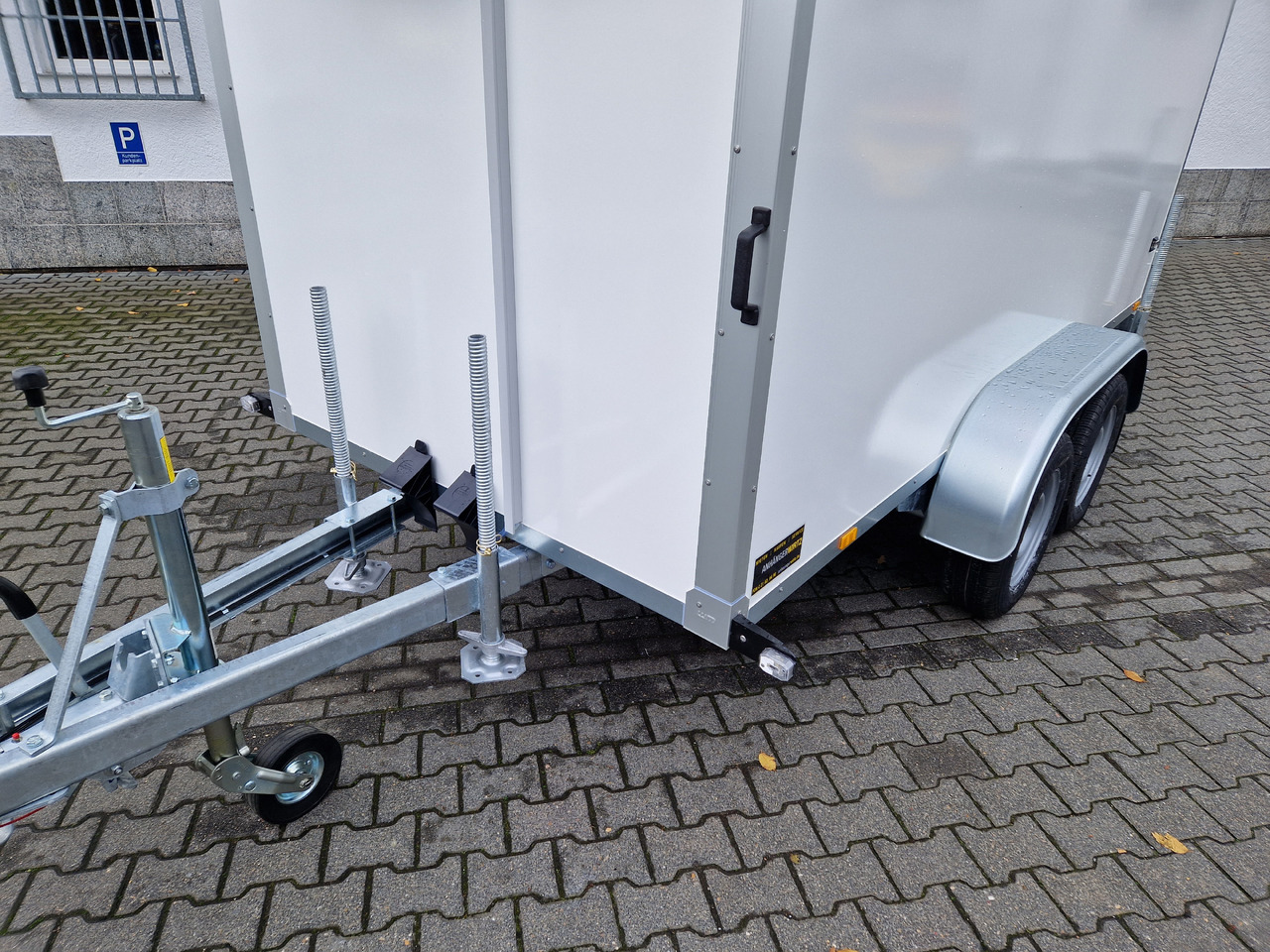 Kühlanhänger AZKF C 2735/155 343x154x200cm CiBIN 230V +Standkühlung (L) 2700kg Abverkauf - 냉동 트레일러 : 사진 4 Kühlanhänger AZKF C 2735/155 343x154x200cm CiBIN 230V +Standkühlung (L) 2700kg Abverkauf - 냉동 트레일러 : 사진 4