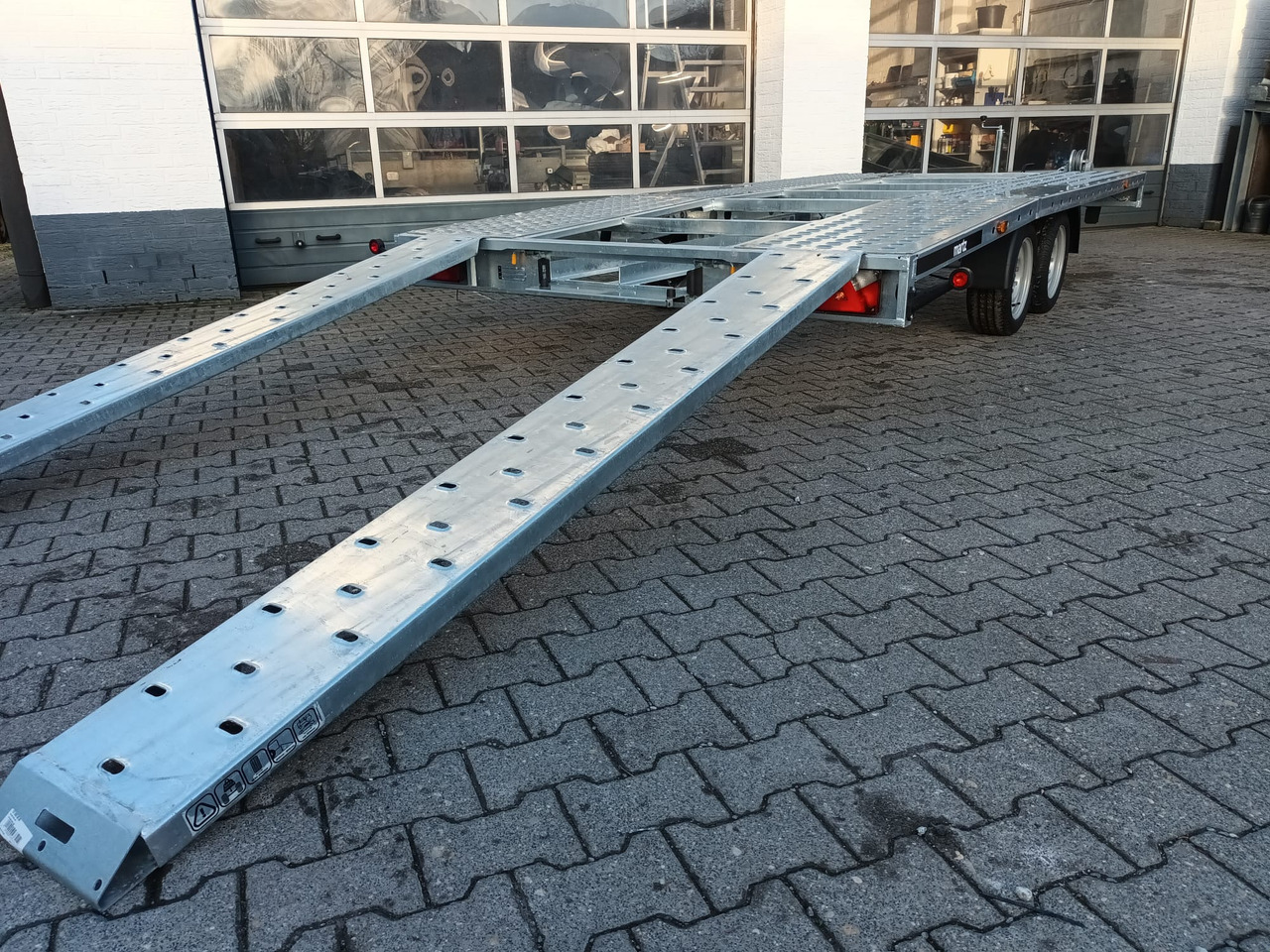 Martz GT UNIDECK PLUS 450/2 S 2,7T Lohr Stahl Fahrschienen Winde 13" 2700kg - 오토트랜스포터 트레일러 : 사진 1 Martz GT UNIDECK PLUS 450/2 S 2,7T Lohr Stahl Fahrschienen Winde 13" 2700kg - 오토트랜스포터 트레일러 : 사진 1