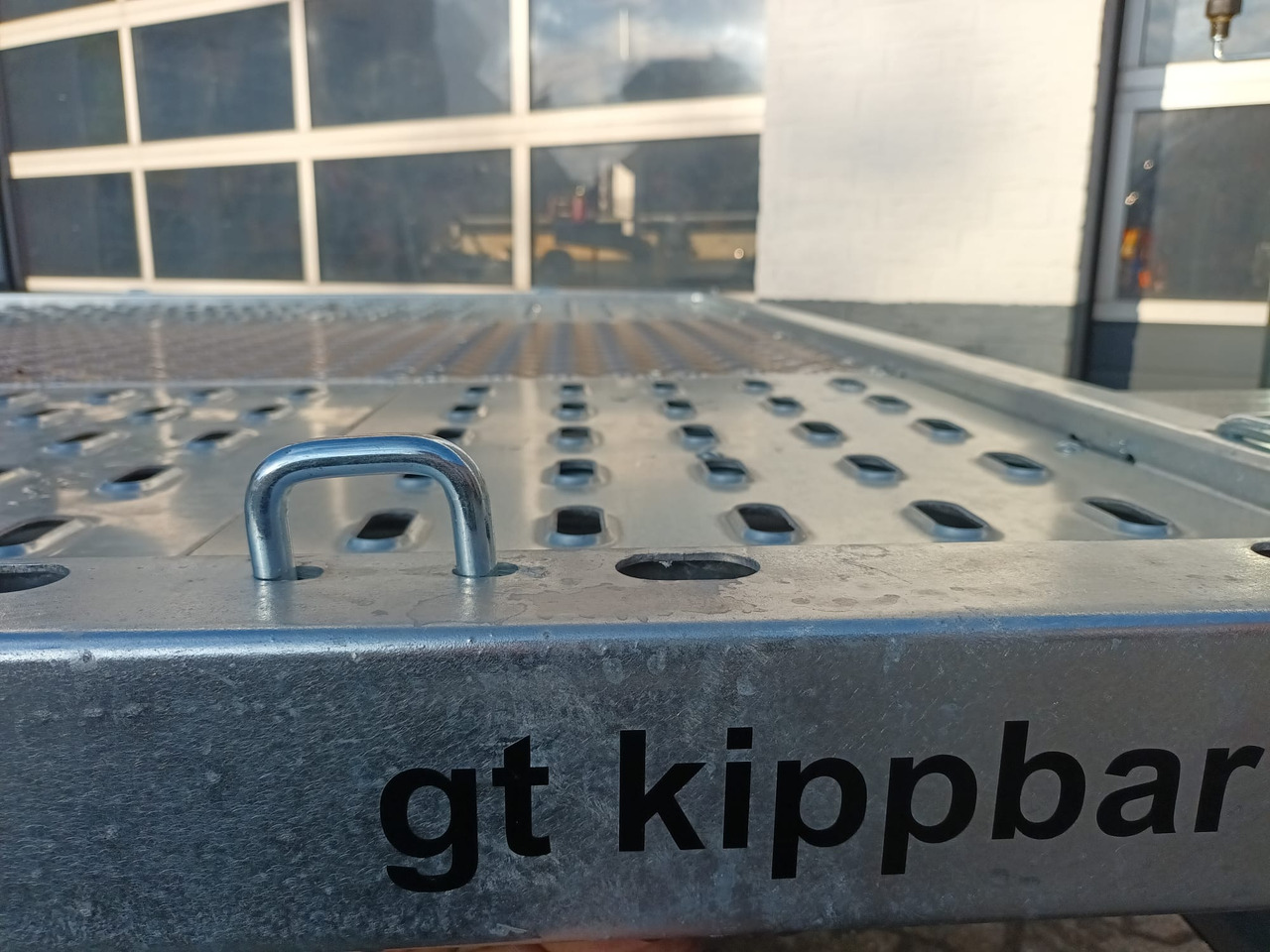 Martz GT kipp 450/2 S 450x215cm easyload ankippbar Lohr Stahl & Aluboden Seilwinde 10" 3000kg - 플랜트 트레일러 : 사진 2 Martz GT kipp 450/2 S 450x215cm easyload ankippbar Lohr Stahl & Aluboden Seilwinde 10" 3000kg - 플랜트 트레일러 : 사진 2