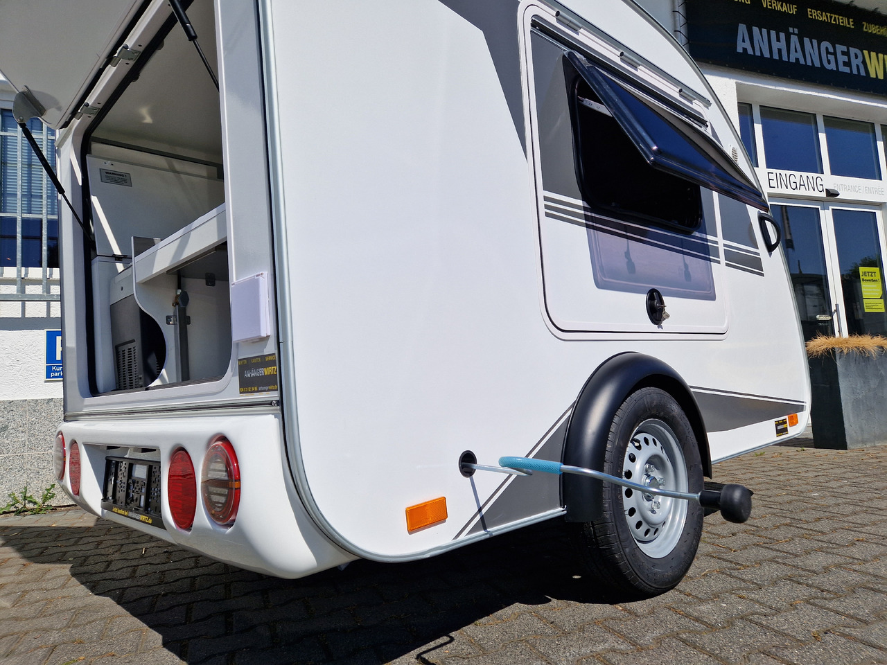 캐러밴 Mini Camper Mini Tommy TMC25 252x140x121cm aero V1 Küche 12V/230V 100km/H 750kg gebremst Modell 24 : 사진 18