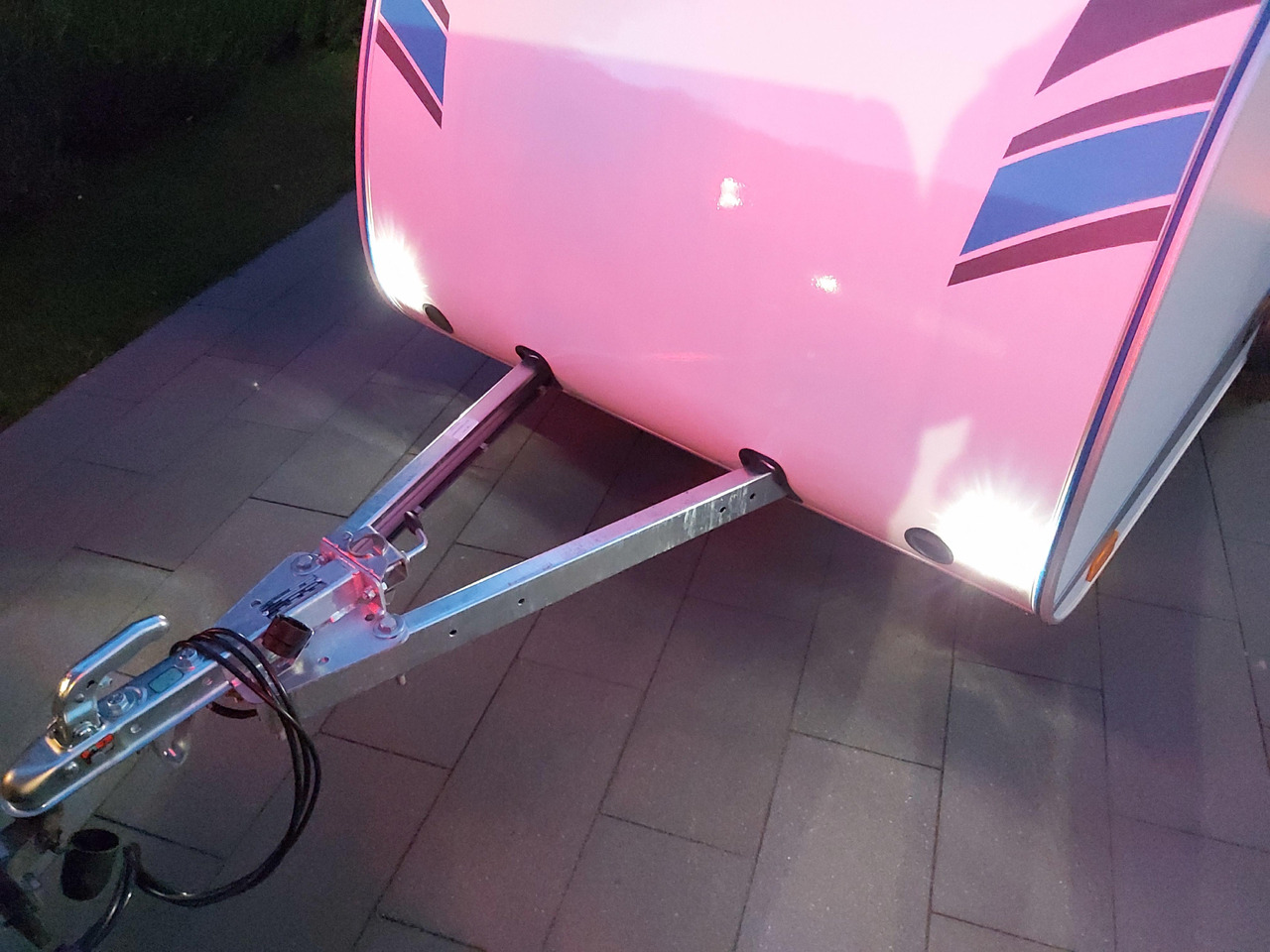 캐러밴 Mini Camper Mini Tommy TMC25 Basic V1 252x140x121cm Küche 100km/H 750kg ohne Bremse Winter Aktion : 사진 15