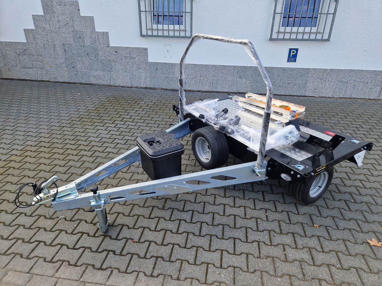 Motorradanhänger Motocamp 1 750 quer 200x107cm Motorrad Roller Fahrrad black 750kg - 오토바이 트레일러 : 사진 5 Motorradanhänger Motocamp 1 750 quer 200x107cm Motorrad Roller Fahrrad black 750kg - 오토바이 트레일러 : 사진 5