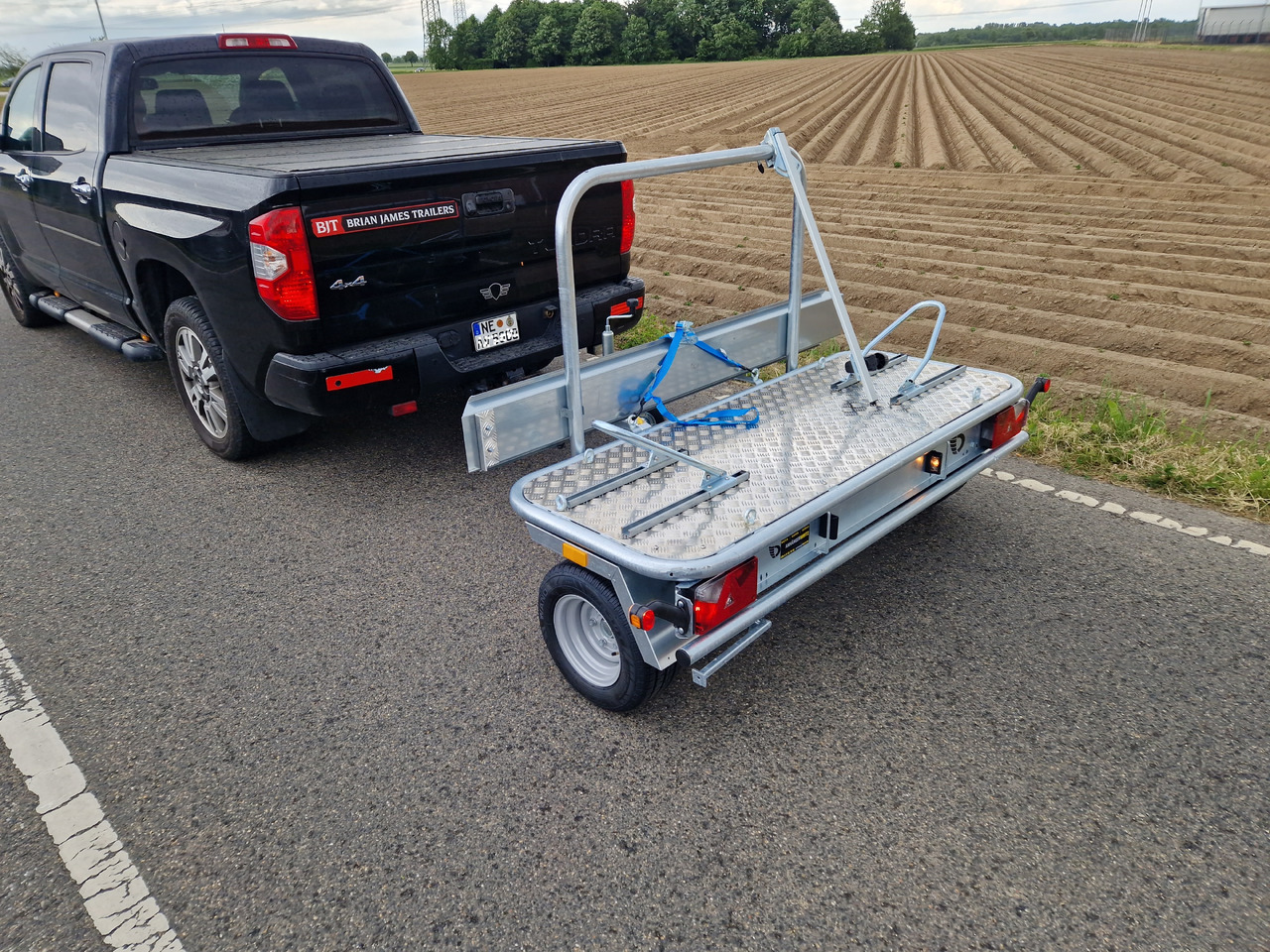 Motorradanhänger Roadster Motocamp 1 quer 200x80cm 750kg 100km/H - 오토바이 트레일러 : 사진 2 Motorradanhänger Roadster Motocamp 1 quer 200x80cm 750kg 100km/H - 오토바이 트레일러 : 사진 2