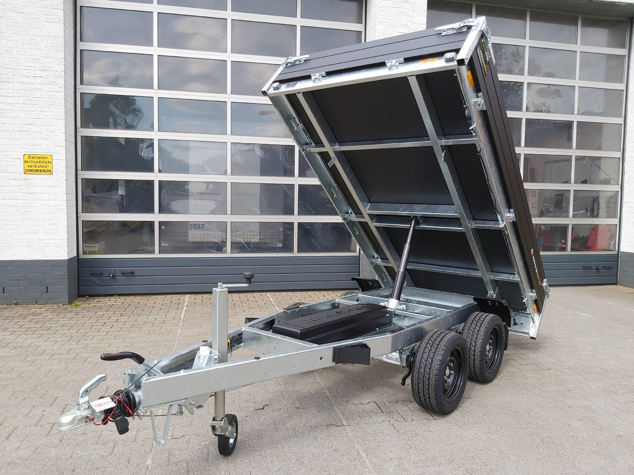 Saris Kipper K1 276 150 2700 2 E 276x150x30cm Elektro black Edition 13" (S) 2700kg Abverkauf - 덤프 트레일러 : 사진 2 Saris Kipper K1 276 150 2700 2 E 276x150x30cm Elektro black Edition 13" (S) 2700kg Abverkauf - 덤프 트레일러 : 사진 2