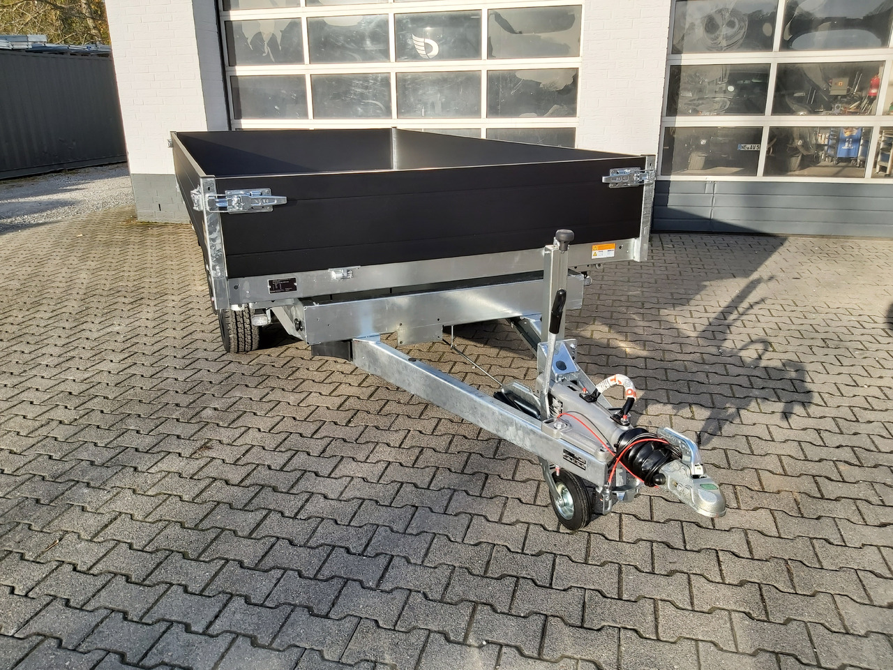 Saris Kipper K3 356 184 3500 2 E 356x184x35cm black edition Elektro Rampen Stützen (L) 3500kg - 덤프 트레일러 : 사진 3 Saris Kipper K3 356 184 3500 2 E 356x184x35cm black edition Elektro Rampen Stützen (L) 3500kg - 덤프 트레일러 : 사진 3