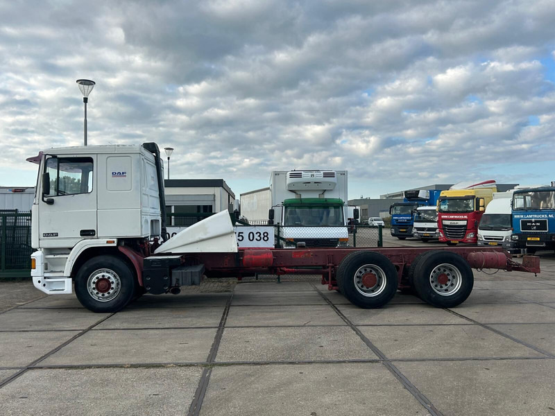 DAF 95.400 TOP CONDITION - 캡 새시 트럭 : 사진 2 DAF 95.400 TOP CONDITION - 캡 새시 트럭 : 사진 2
