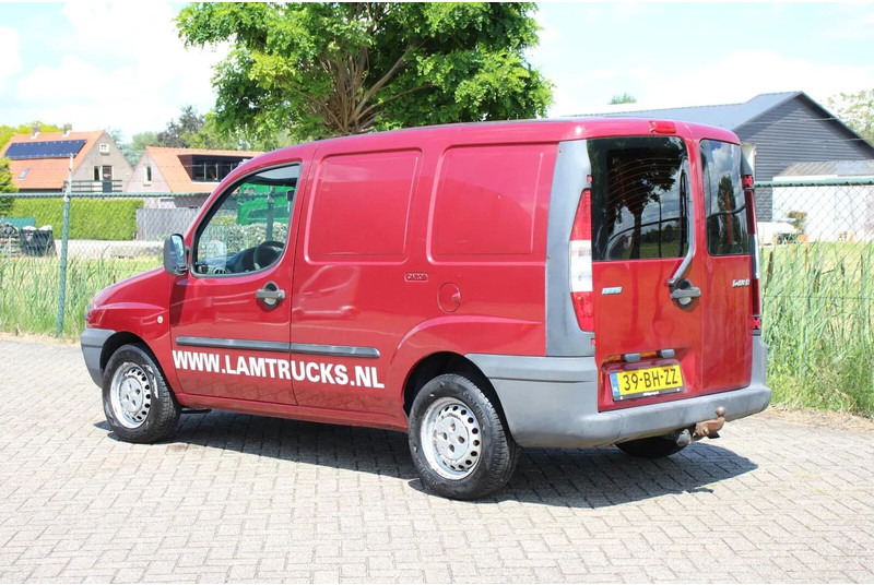 Fiat Doblò Cargo 1.9 JTD SCHUIFDEUR - 패널 밴 : 사진 3 Fiat Doblò Cargo 1.9 JTD SCHUIFDEUR - 패널 밴 : 사진 3