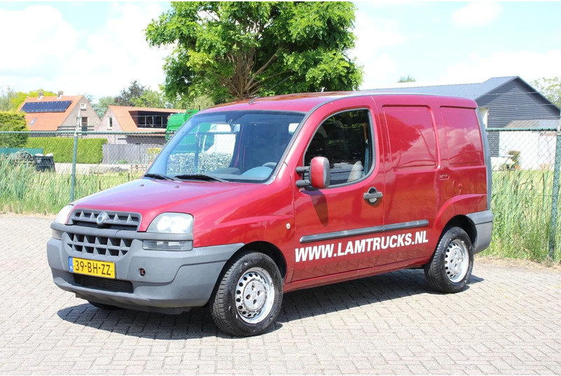 Fiat Doblò Cargo 1.9 JTD SCHUIFDEUR - 패널 밴 : 사진 1 Fiat Doblò Cargo 1.9 JTD SCHUIFDEUR - 패널 밴 : 사진 1