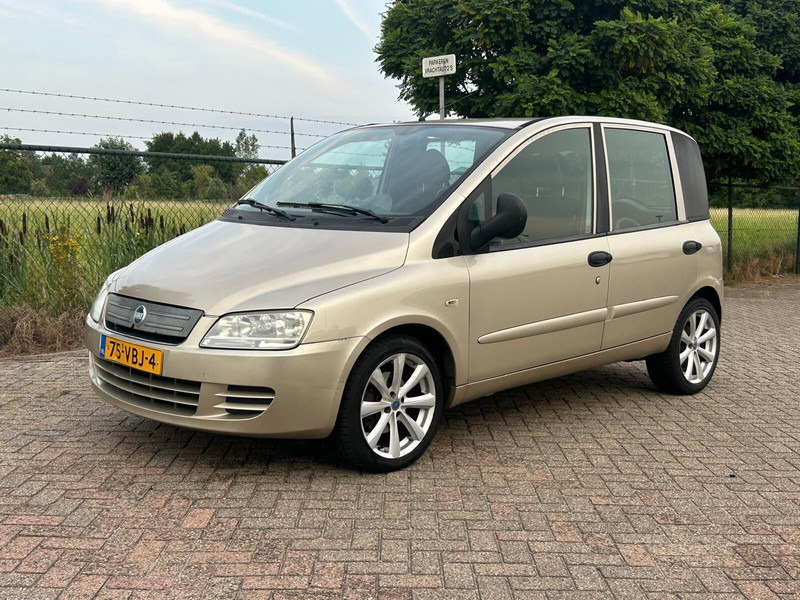 Fiat Multipla 1.9 EURO 4 DIESEL VAN - 소형 밴 : 사진 1 Fiat Multipla 1.9 EURO 4 DIESEL VAN - 소형 밴 : 사진 1