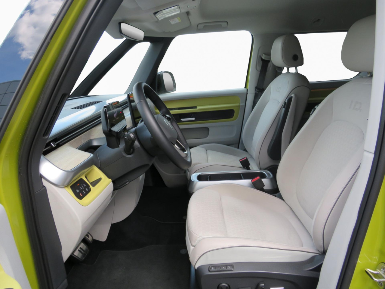 차량 VOLKSWAGEN ID.Buzz Pro Design 150 kW Klima AHK Navi ZV : 사진 15