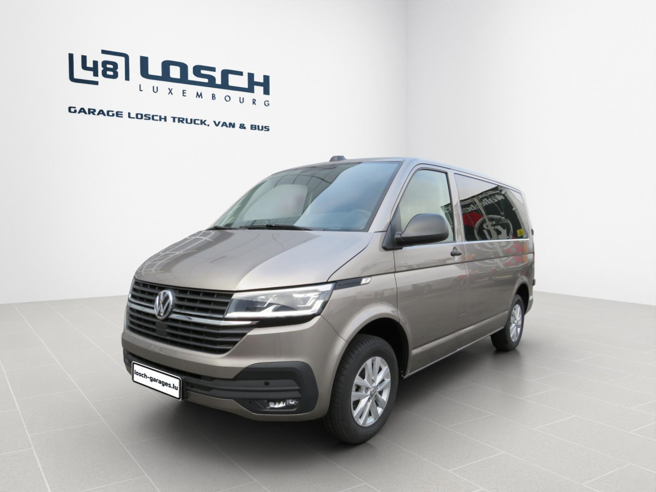 VOLKSWAGEN T6.1 Transporter Trendline 2.0 TDI Kasten Euro6 ZV - 소형 밴 : 사진 1 VOLKSWAGEN T6.1 Transporter Trendline 2.0 TDI Kasten Euro6 ZV - 소형 밴 : 사진 1
