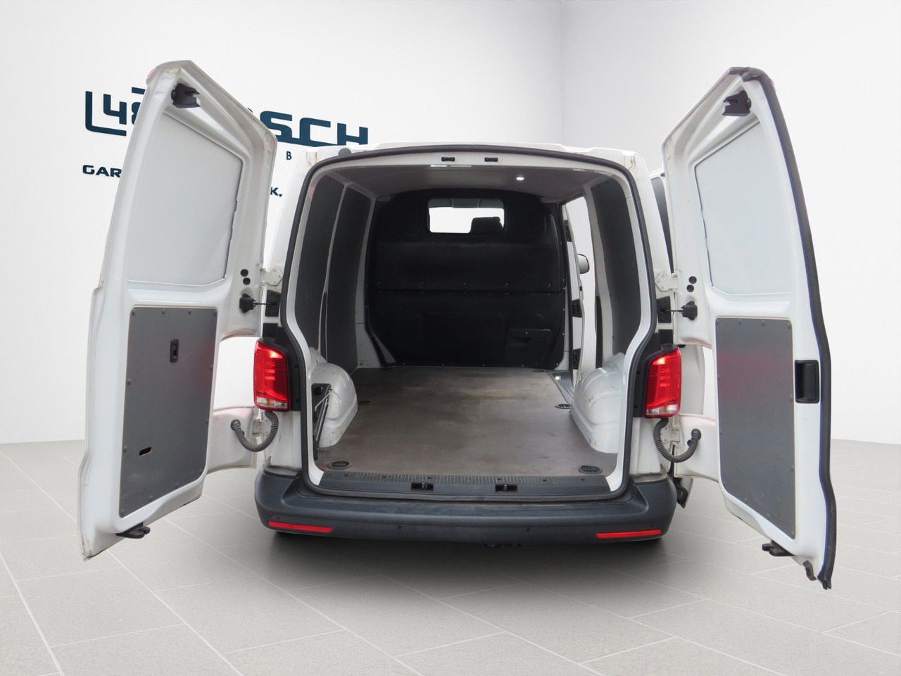 소형 밴 Volkswagen T6.1 Transporter 2.0 TDI Kasten : 사진 18