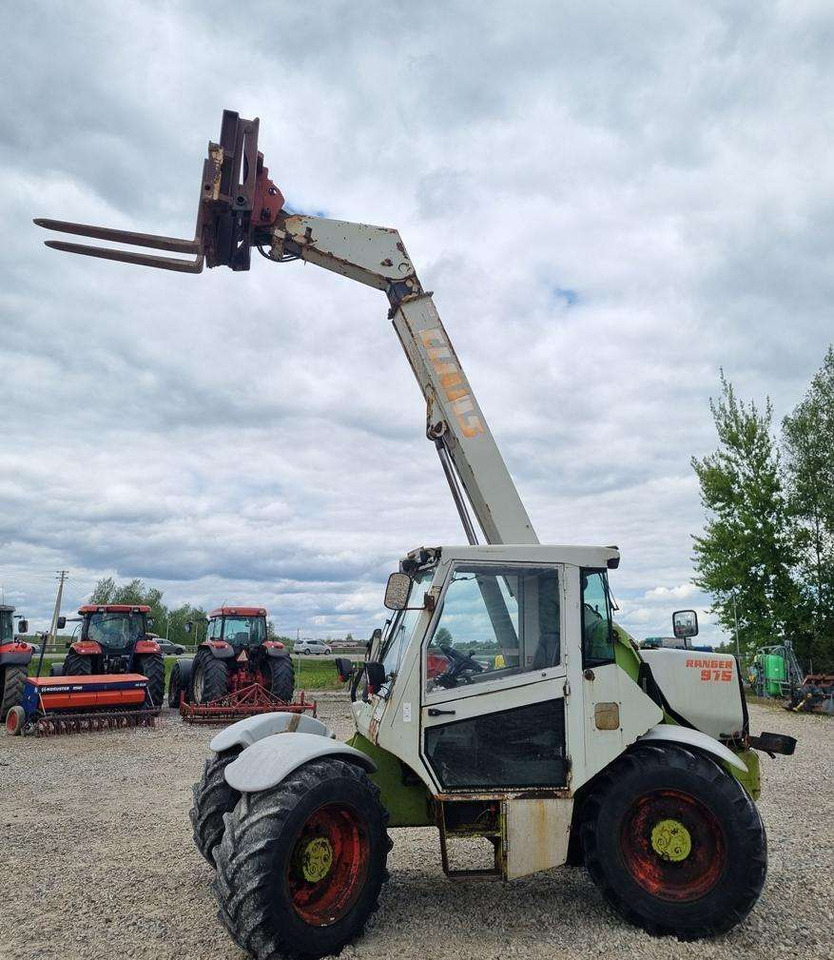 Claas Ranger 975 - 장궤형 트랙터 : 사진 2 Claas Ranger 975 - 장궤형 트랙터 : 사진 2