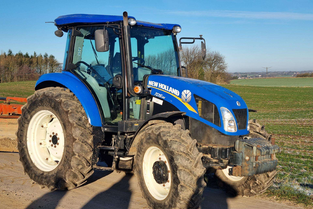 New Holland TD 5.95 - 장궤형 트랙터 : 사진 5 New Holland TD 5.95 - 장궤형 트랙터 : 사진 5