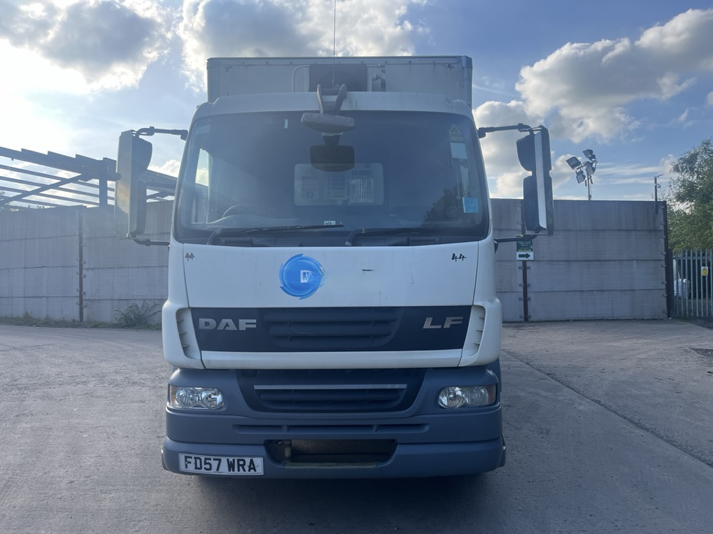 Daf 55LF 220 4x2 Box Van - 박스 밴 : 사진 3 Daf 55LF 220 4x2 Box Van - 박스 밴 : 사진 3