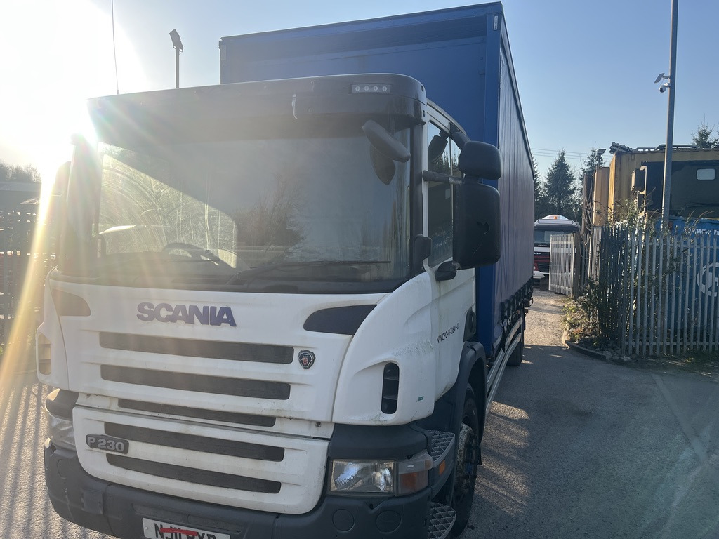 Scania P230 4x2 Curtain side - 커튼사이더 트럭 : 사진 2 Scania P230 4x2 Curtain side - 커튼사이더 트럭 : 사진 2