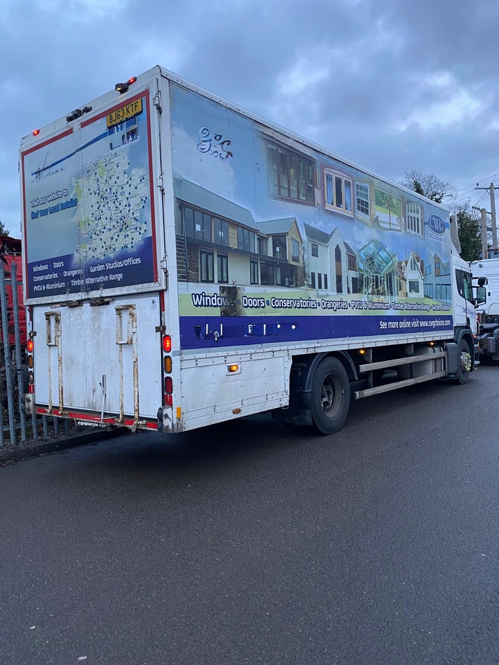 Scania P230 4x2 - 박스 밴 : 사진 3 Scania P230 4x2 - 박스 밴 : 사진 3