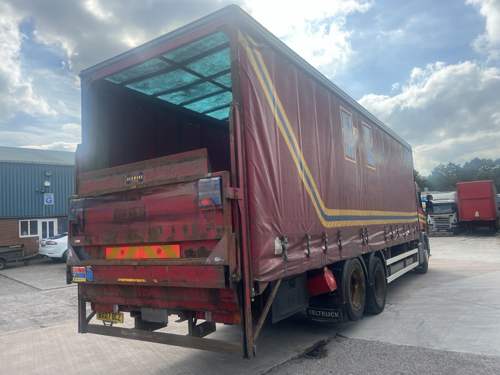 Scania P270 6x2 Curtain side. - 커튼사이더 트럭 : 사진 3 Scania P270 6x2 Curtain side. - 커튼사이더 트럭 : 사진 3