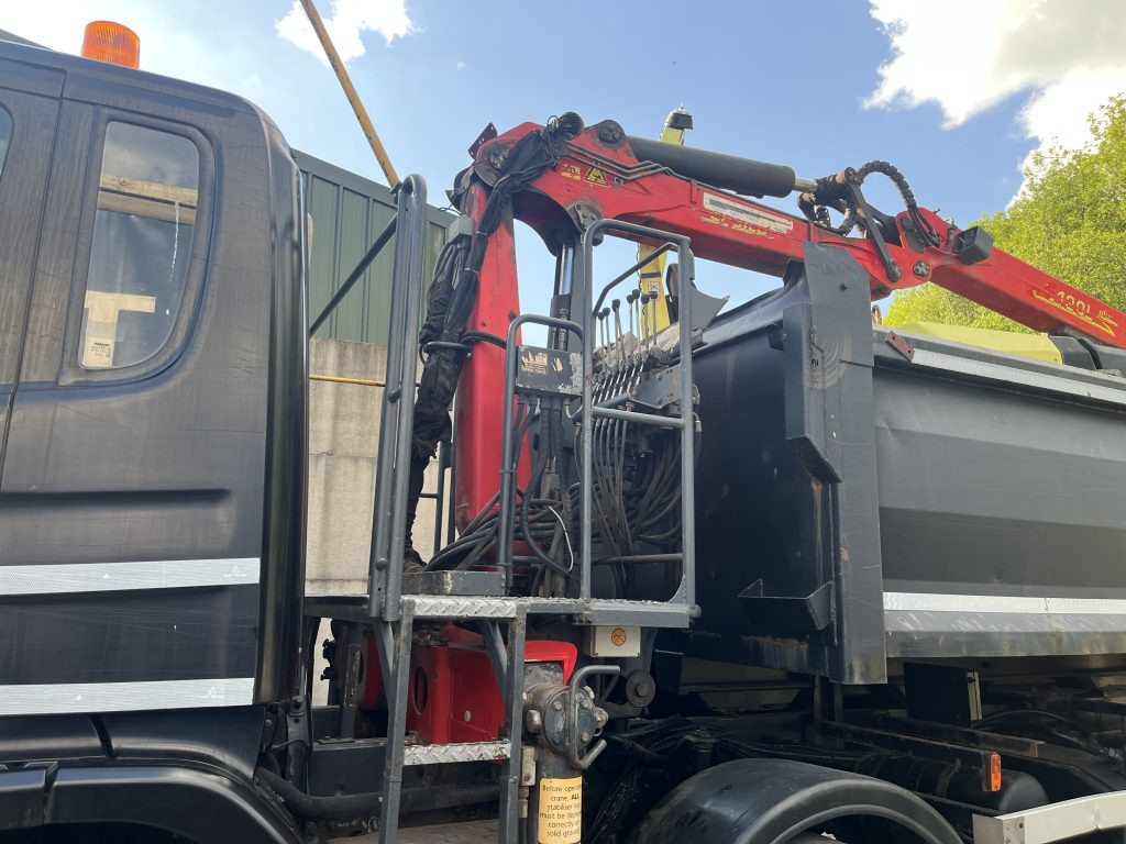 Scania P420 8x4 - 덤프트럭 : 사진 3 Scania P420 8x4 - 덤프트럭 : 사진 3