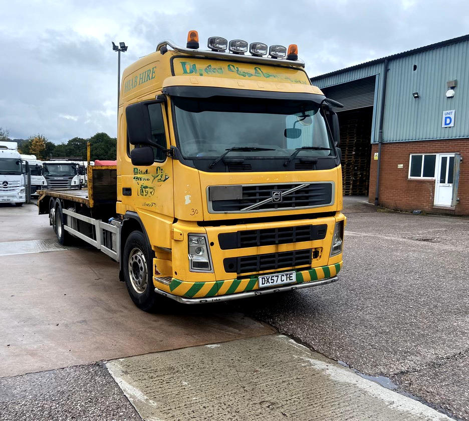VOLVO FM9 340 6x2 - 드롭사이드/ 플랫베드 트럭 : 사진 1 VOLVO FM9 340 6x2 - 드롭사이드/ 플랫베드 트럭 : 사진 1