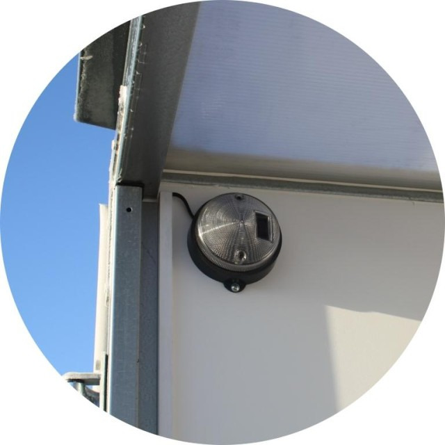 Brenderup Cargo Dynamic CD300BD1300 Türe Kofferanhänger 1,3 to. 300x155x185cm - 밀폐형 박스 트레일러 : 사진 5 Brenderup Cargo Dynamic CD300BD1300 Türe Kofferanhänger 1,3 to. 300x155x185cm - 밀폐형 박스 트레일러 : 사진 5