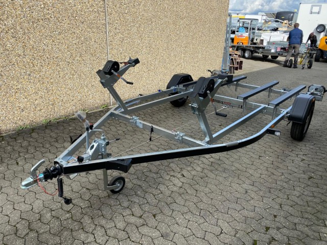 Brenderup Doppel Jetski Premium PWC21200B RAX , 1,2 to., 3,8m - 보트 트레일러 : 사진 1 Brenderup Doppel Jetski Premium PWC21200B RAX , 1,2 to., 3,8m - 보트 트레일러 : 사진 1