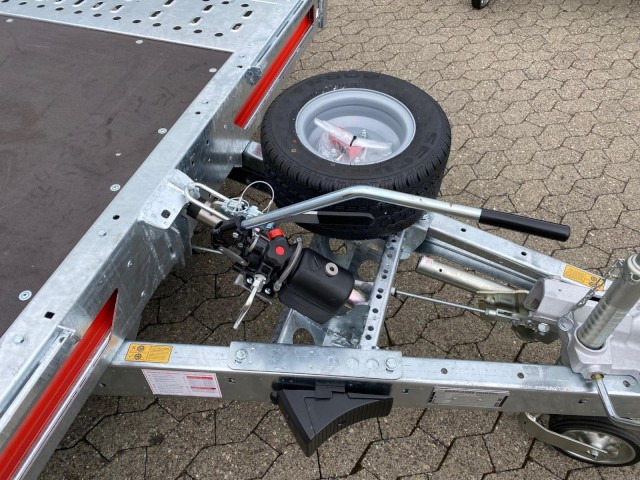 Brian James T Transporter, 231-5521-35-3-10, 5500 x 2100 mm, 3,5 to. kippbar mit Auffahrrampe - 오토트랜스포터 트레일러 : 사진 3 Brian James T Transporter, 231-5521-35-3-10, 5500 x 2100 mm, 3,5 to. kippbar mit Auffahrrampe - 오토트랜스포터 트레일러 : 사진 3
