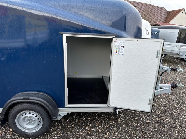 Cheval Liberte Debon Fourgon Cargo 2 Poly + Türe blau 1300 kg, 100 km/h, 300x155x168cm - 밀폐형 박스 트레일러 : 사진 4 Cheval Liberte Debon Fourgon Cargo 2 Poly + Türe blau 1300 kg, 100 km/h, 300x155x168cm - 밀폐형 박스 트레일러 : 사진 4