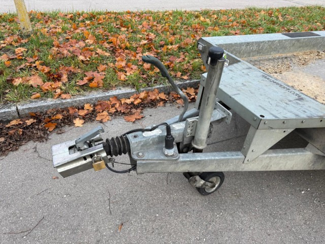 Hapert Indigo LF Baumaschinenanhänger 3,0 to. 3000 x 1500 x 300 mm - 자동차 트레일러 : 사진 2 Hapert Indigo LF Baumaschinenanhänger 3,0 to. 3000 x 1500 x 300 mm - 자동차 트레일러 : 사진 2