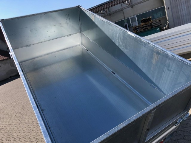 Humbaur HUK 182715 Heckkipper Blechaufsatz 1,8 t. 2680 x 1500 x 300mm - 덤프 트레일러 : 사진 2 Humbaur HUK 182715 Heckkipper Blechaufsatz 1,8 t. 2680 x 1500 x 300mm - 덤프 트레일러 : 사진 2
