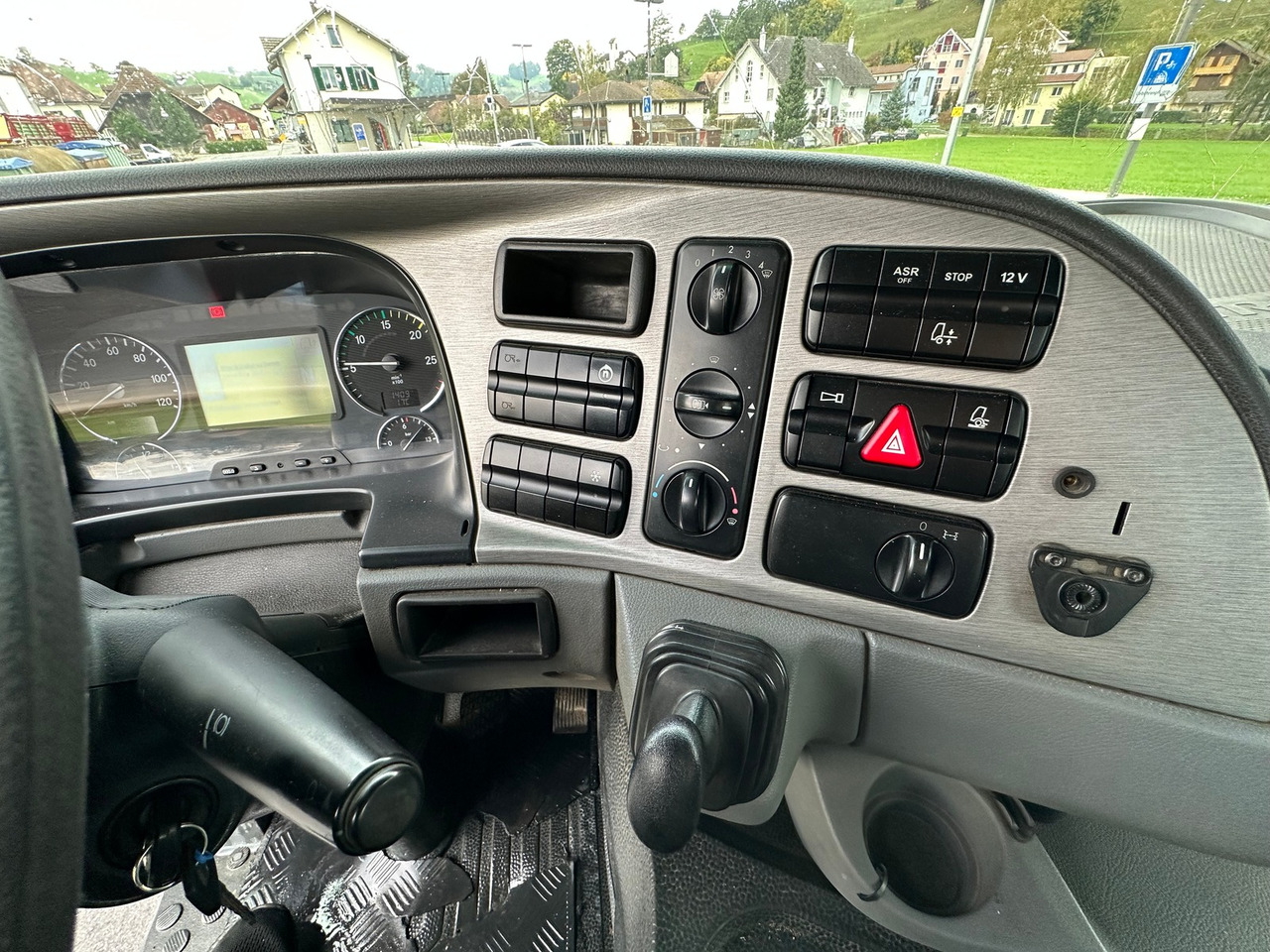 MERCEDES-BENZ Actros 18.32 4x2 Trösch absetzkipper - 스킵 로더 트럭 : 사진 4 MERCEDES-BENZ Actros 18.32 4x2 Trösch absetzkipper - 스킵 로더 트럭 : 사진 4