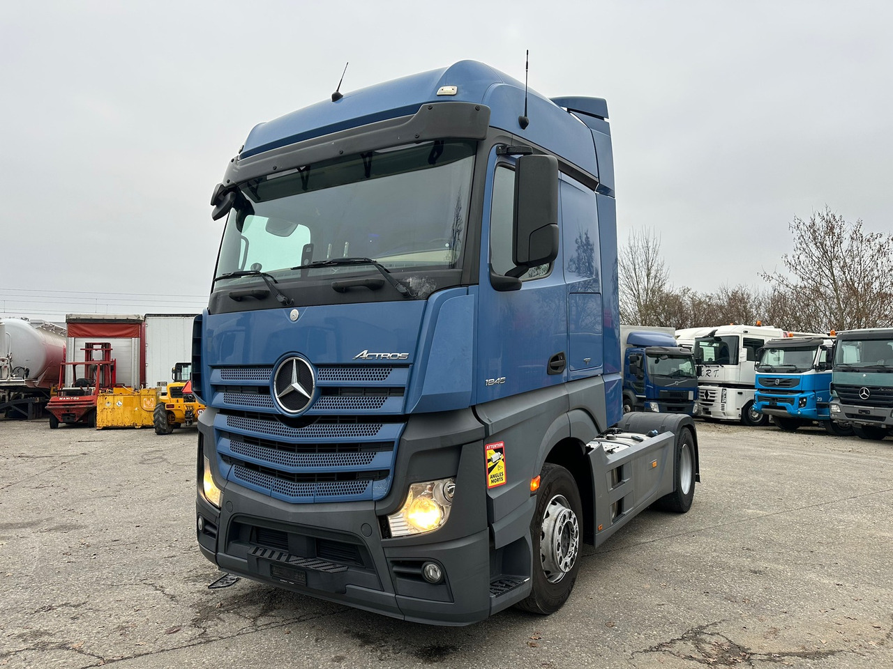 MERCEDES-BENZ Actros 18.45 4x2 - 트랙터 유닛 : 사진 1 MERCEDES-BENZ Actros 18.45 4x2 - 트랙터 유닛 : 사진 1