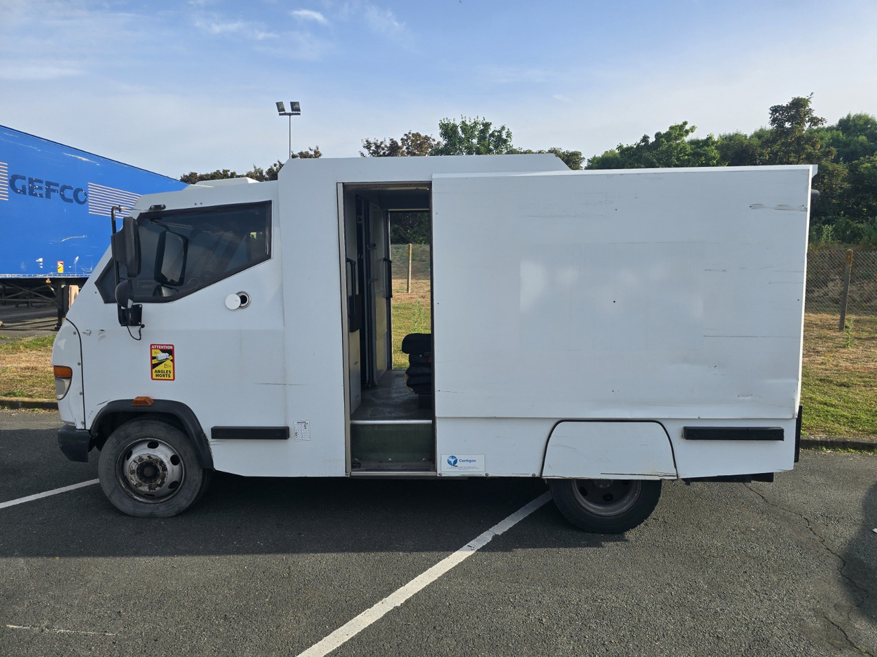 Mercedes Vario 816 - 수집용 차량 : 사진 5 Mercedes Vario 816 - 수집용 차량 : 사진 5