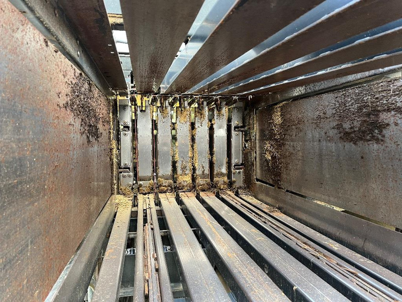 정사각 베일러 New Holland 1290 : 사진 19 정사각 베일러 New Holland 1290 : 사진 19