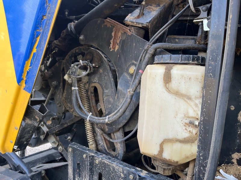 정사각 베일러 New Holland 1290 : 사진 17 정사각 베일러 New Holland 1290 : 사진 17