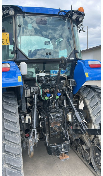 New Holland T 5.105 Smart Trax - 장궤형 트랙터 : 사진 5 New Holland T 5.105 Smart Trax - 장궤형 트랙터 : 사진 5