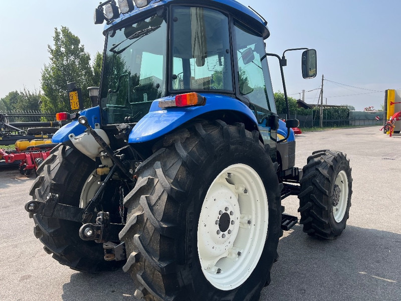 New Holland TD 90 D - 장궤형 트랙터 : 사진 5 New Holland TD 90 D - 장궤형 트랙터 : 사진 5