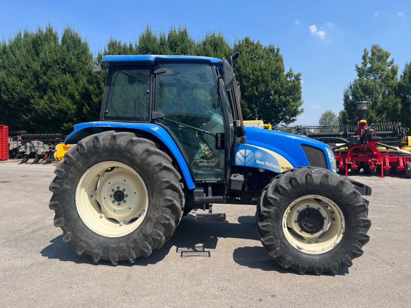 New Holland TL 100 A - 장궤형 트랙터 : 사진 4 New Holland TL 100 A - 장궤형 트랙터 : 사진 4