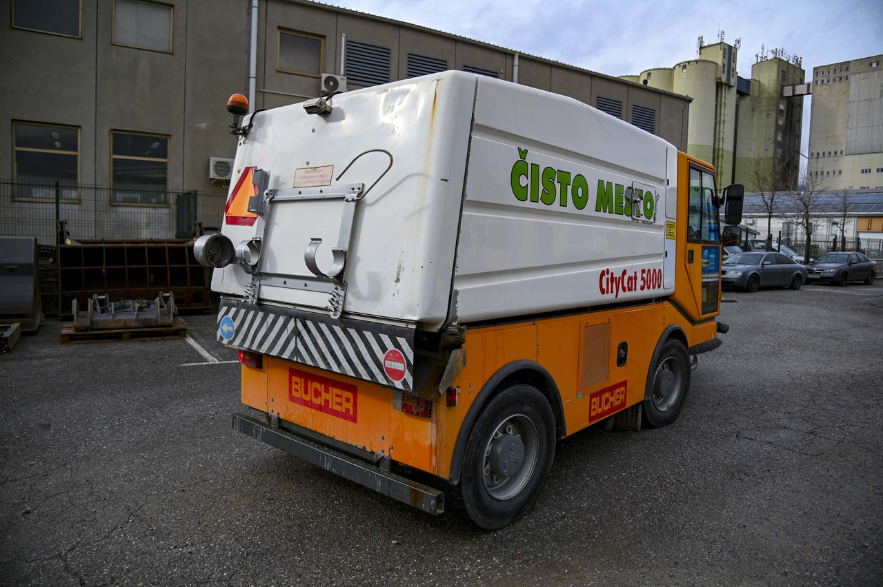 Bucher Schorling CC 5000 City Cat - 거리 청소 차량 : 사진 4 Bucher Schorling CC 5000 City Cat - 거리 청소 차량 : 사진 4