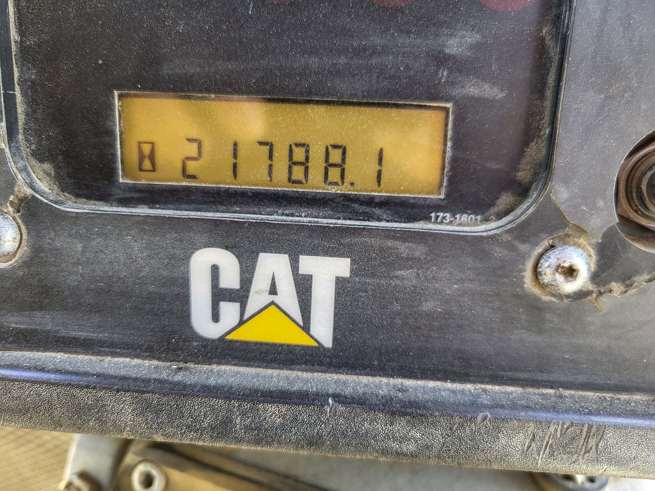 불도저 CATERPILLAR D6R : 사진 23 불도저 CATERPILLAR D6R : 사진 23