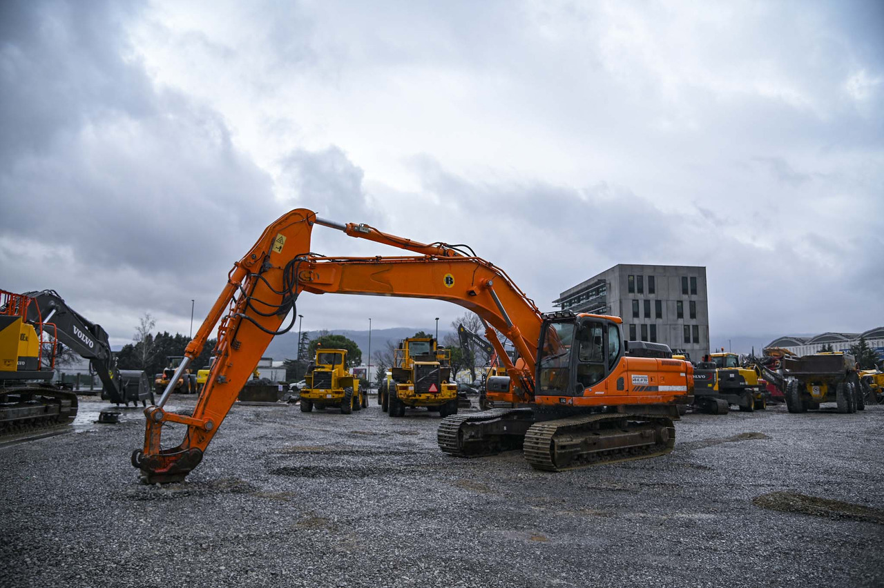 DOOSAN DX340LC - 크롤러 굴삭기 : 사진 1 DOOSAN DX340LC - 크롤러 굴삭기 : 사진 1
