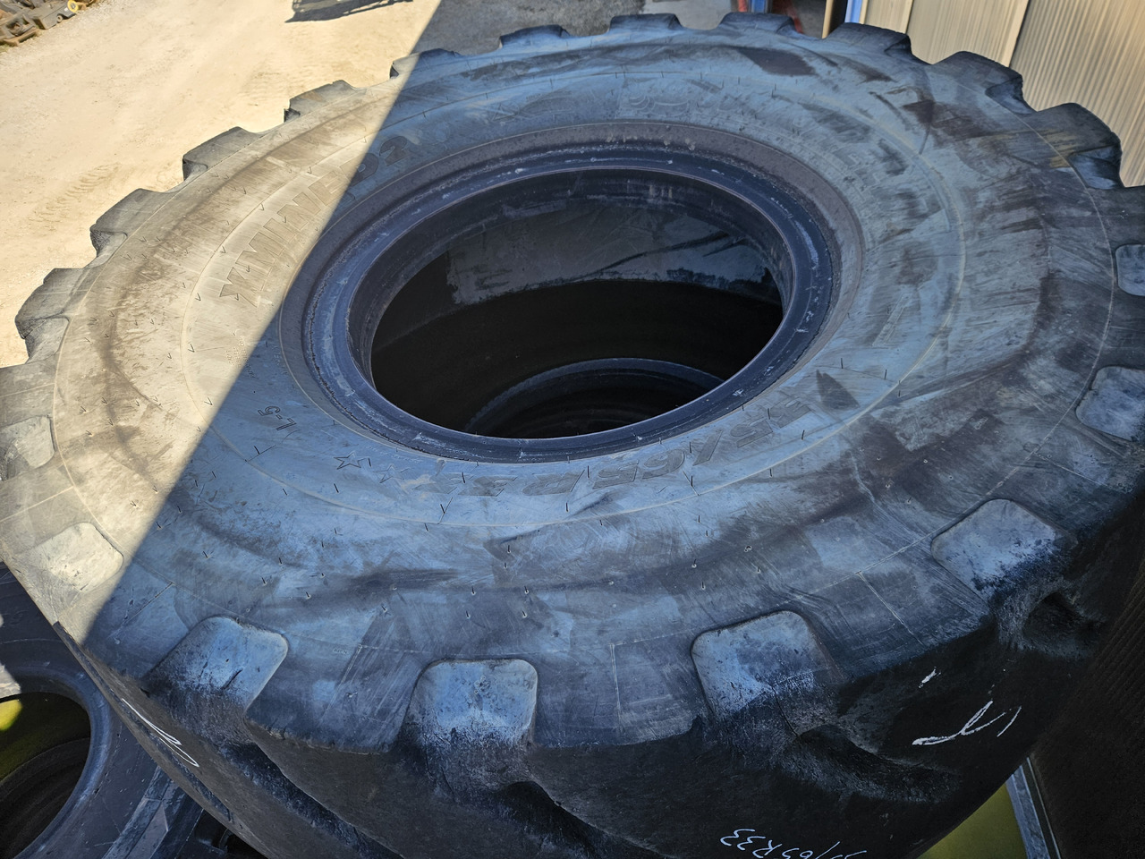 MICHELIN XMINE D2, 35/65R33 - 타이어 휠 로더 용 : 사진 1 MICHELIN XMINE D2, 35/65R33 - 타이어 휠 로더 용 : 사진 1