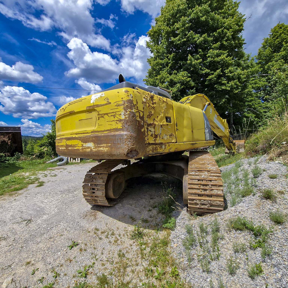 New Holland Kobelco E215 - 크롤러 굴삭기 : 사진 5 New Holland Kobelco E215 - 크롤러 굴삭기 : 사진 5