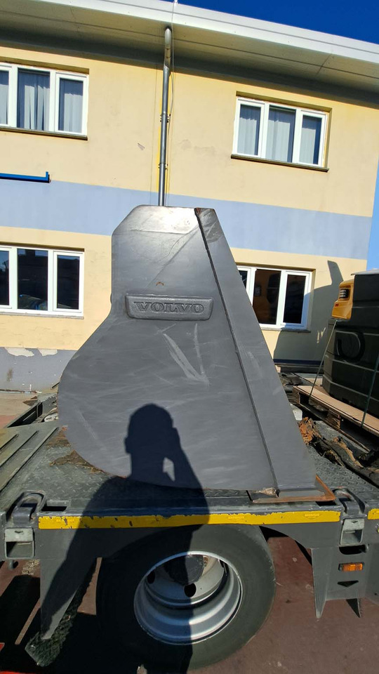 VOLVO 2500 mm for 12-15 ton wheel loaders - 로더 버킷 : 사진 4 VOLVO 2500 mm for 12-15 ton wheel loaders - 로더 버킷 : 사진 4