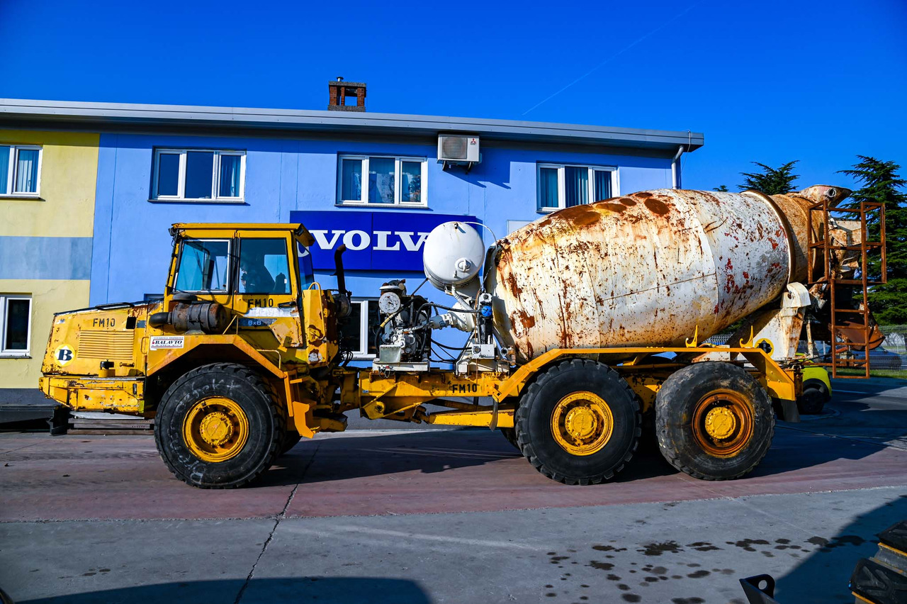 VOLVO A25C 6X6 - 콘크리트 믹서 트럭 : 사진 3 VOLVO A25C 6X6 - 콘크리트 믹서 트럭 : 사진 3