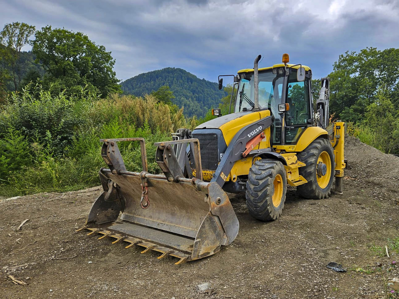 VOLVO BL71 - 백호 로더 : 사진 1 VOLVO BL71 - 백호 로더 : 사진 1